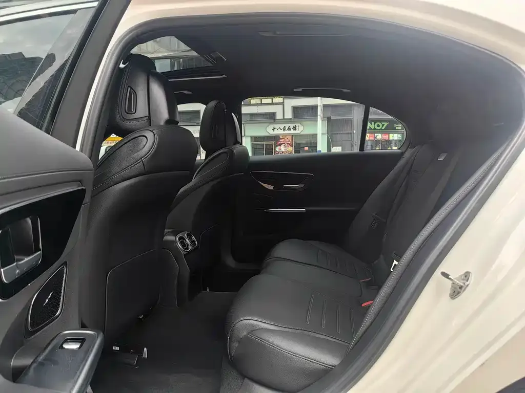 Mercedes-Benz C-Class 2023 из CN, фото 5