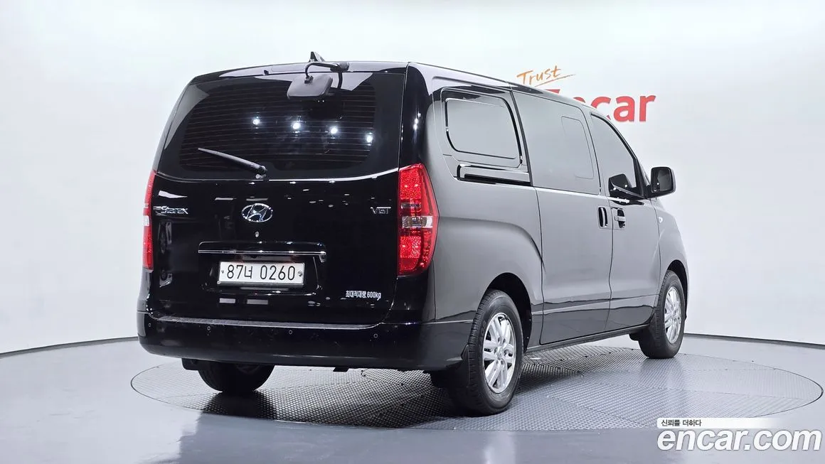 Hyundai Starex 2021 из KR, фото 2