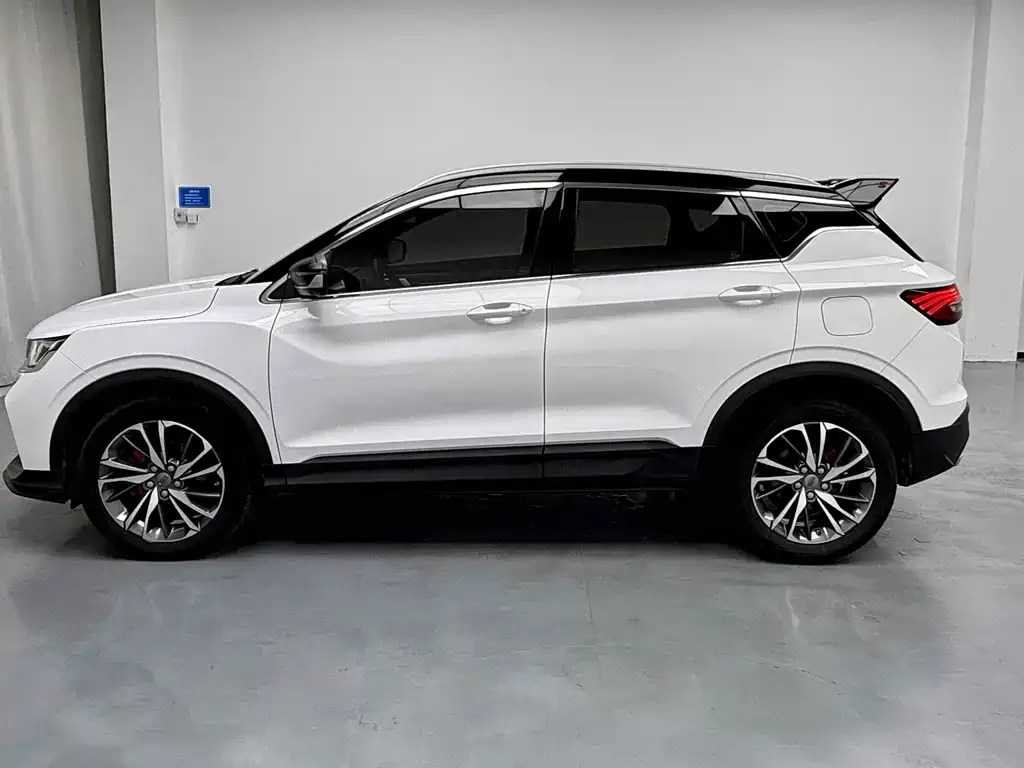 Geely Binyue 2021 из CN, фото 5