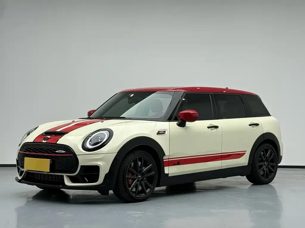 MINI Clubman JCW — фото 1