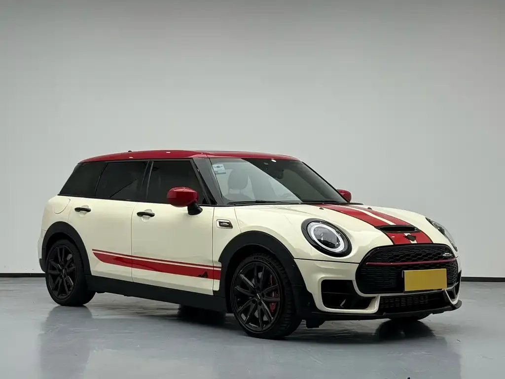 MINI Clubman JCW — фото 3