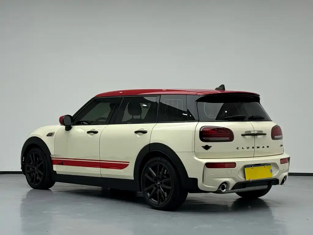 MINI Clubman JCW — фото 5