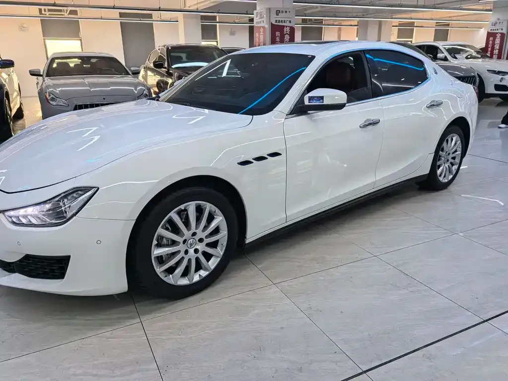 Maserati Ghibli 2021 из CN, фото 2