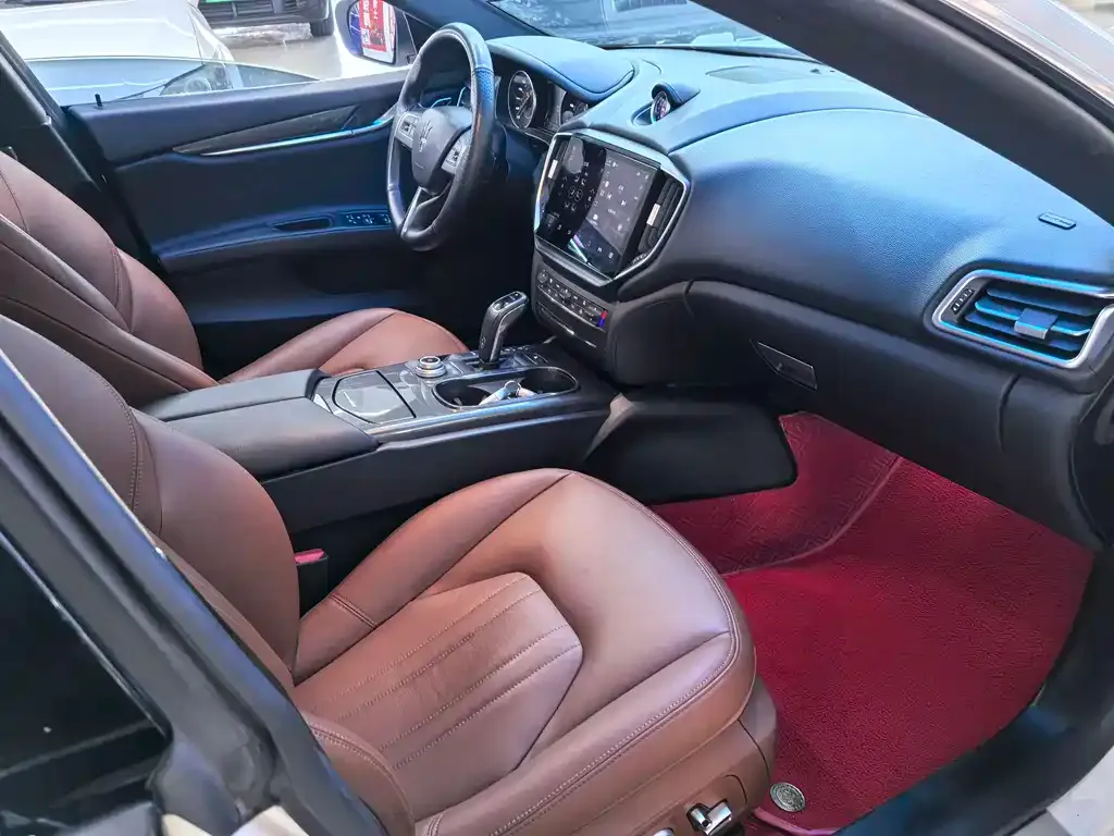 Maserati Ghibli 2021 из CN, фото 6