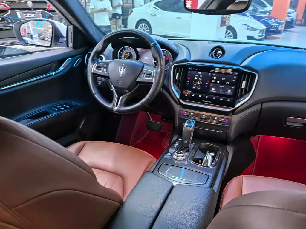 Maserati Ghibli 2021 из CN, фото 7