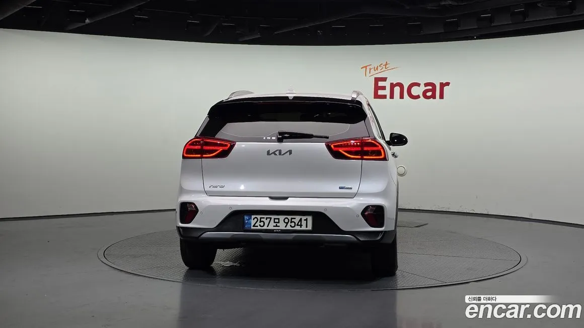 Kia Niro — фото 4
