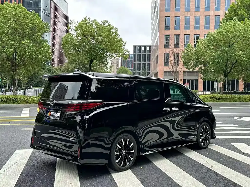 Toyota Alphard 2024 из CN, фото 7