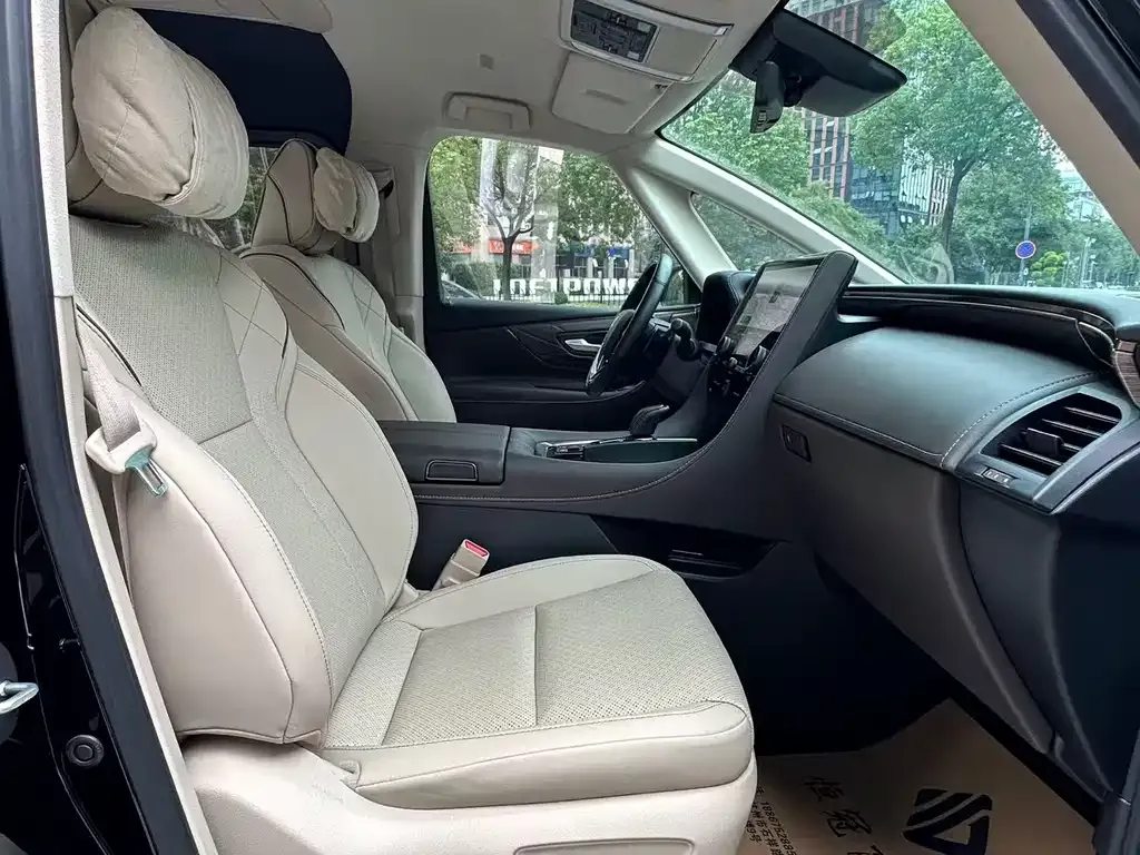 Toyota Alphard 2024 из CN, фото 8