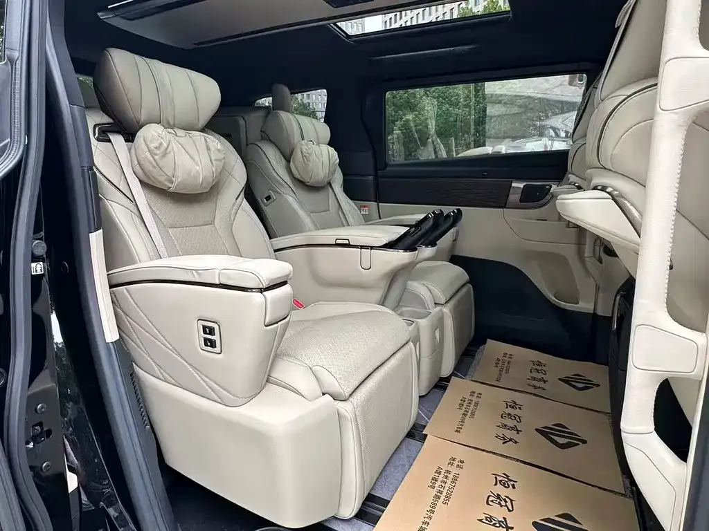 Toyota Alphard 2024 из CN, фото 9