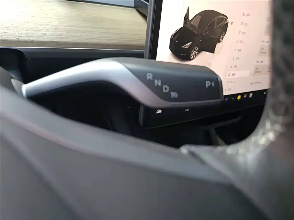 Tesla Model Y 2023 из CN, фото 7