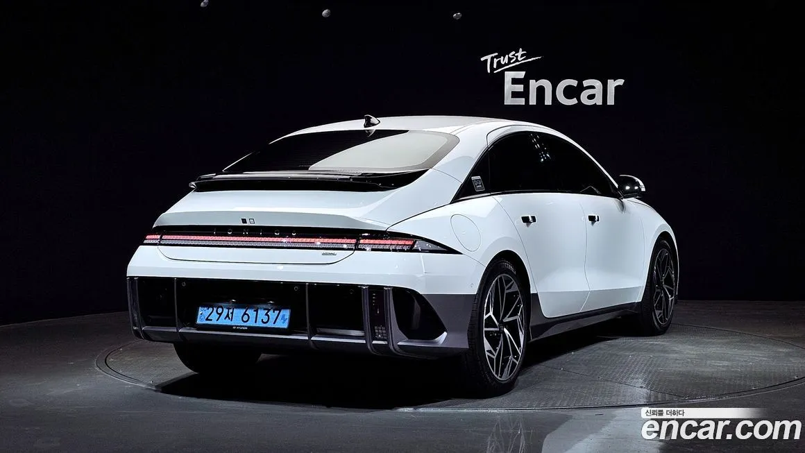 Hyundai Ioniq6 2023 из KR, фото 2