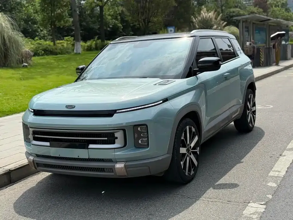 Geely Icon — фото 1