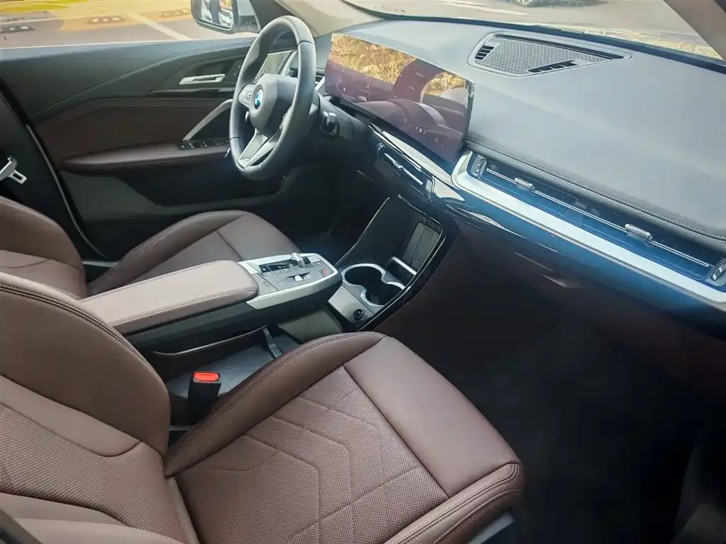 BMW X1 — фото 5