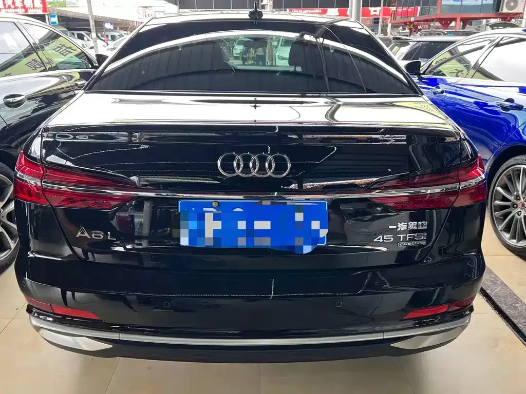 Audi A6L 2023 из CN, фото 5