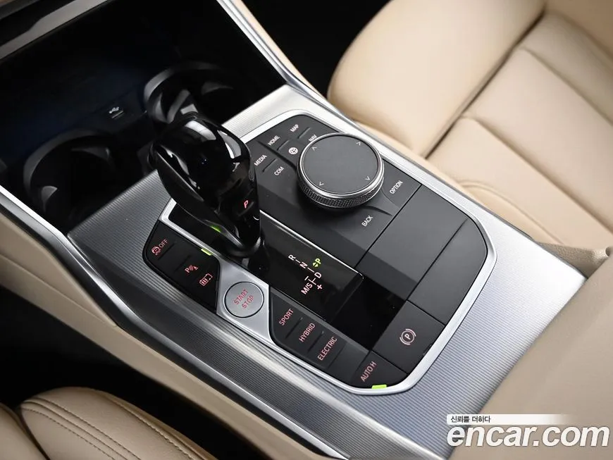 BMW 3-Series 2022 из KR, фото 9