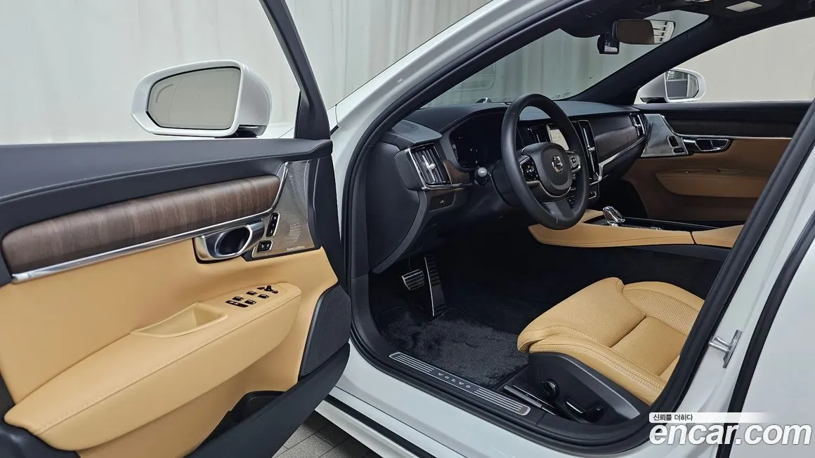 Volvo S90 2024 из KR, фото 10