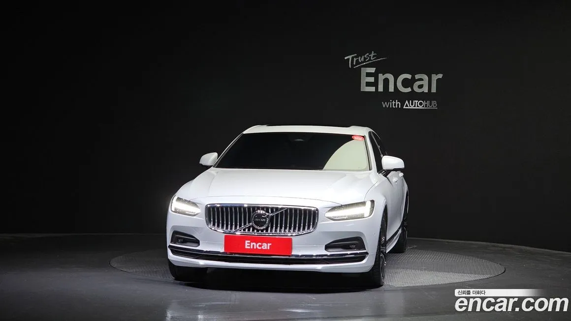 Volvo S90 2024 из KR, фото 3