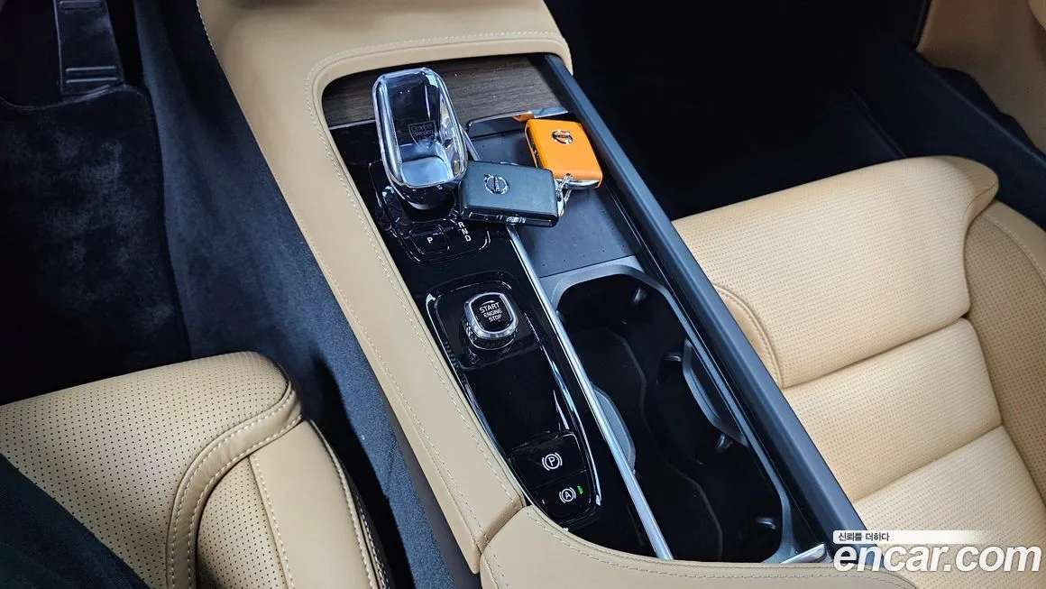 Volvo S90 2024 из KR, фото 9