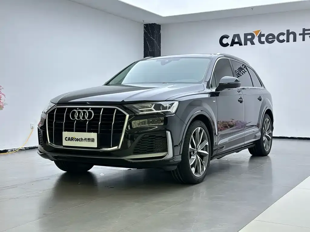Audi Q7 2022 из CN, фото 1