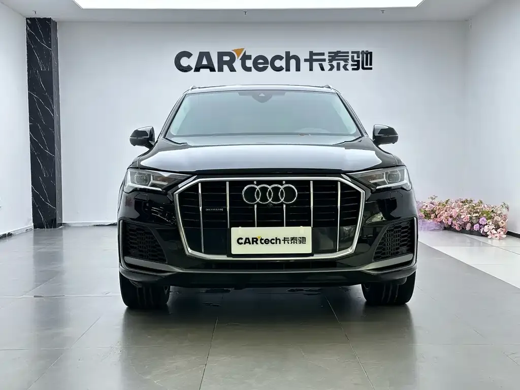Audi Q7 2022 из CN, фото 3