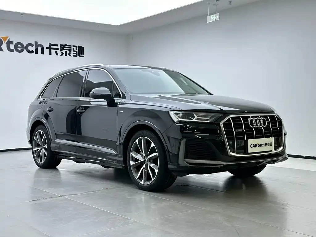 Audi Q7 2022 из CN, фото 9