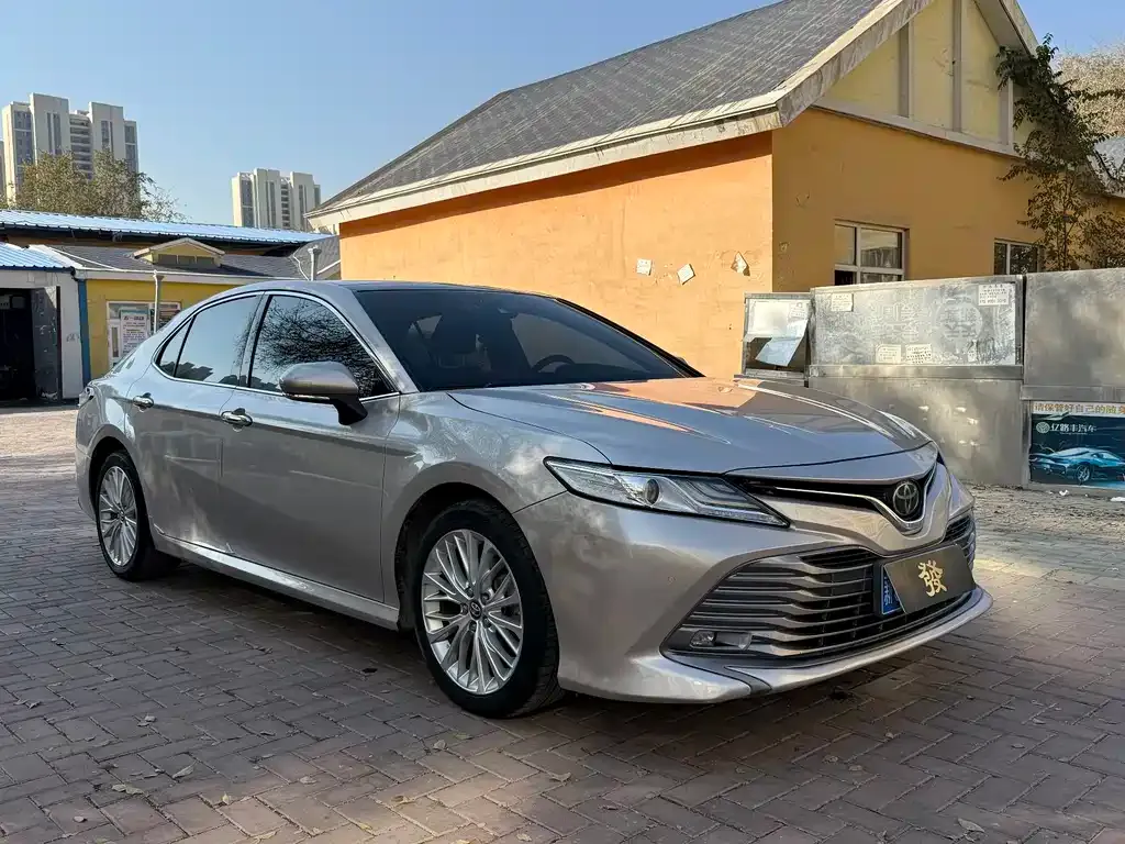 Toyota Camry 2021 из CN, фото 3