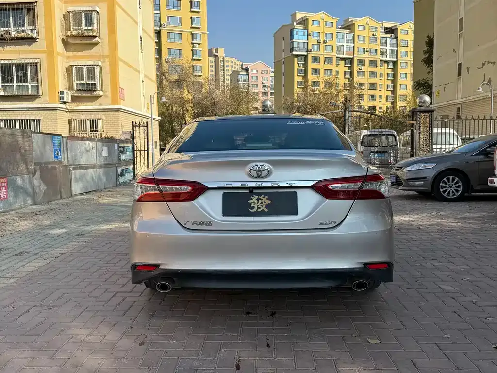 Toyota Camry 2021 из CN, фото 4