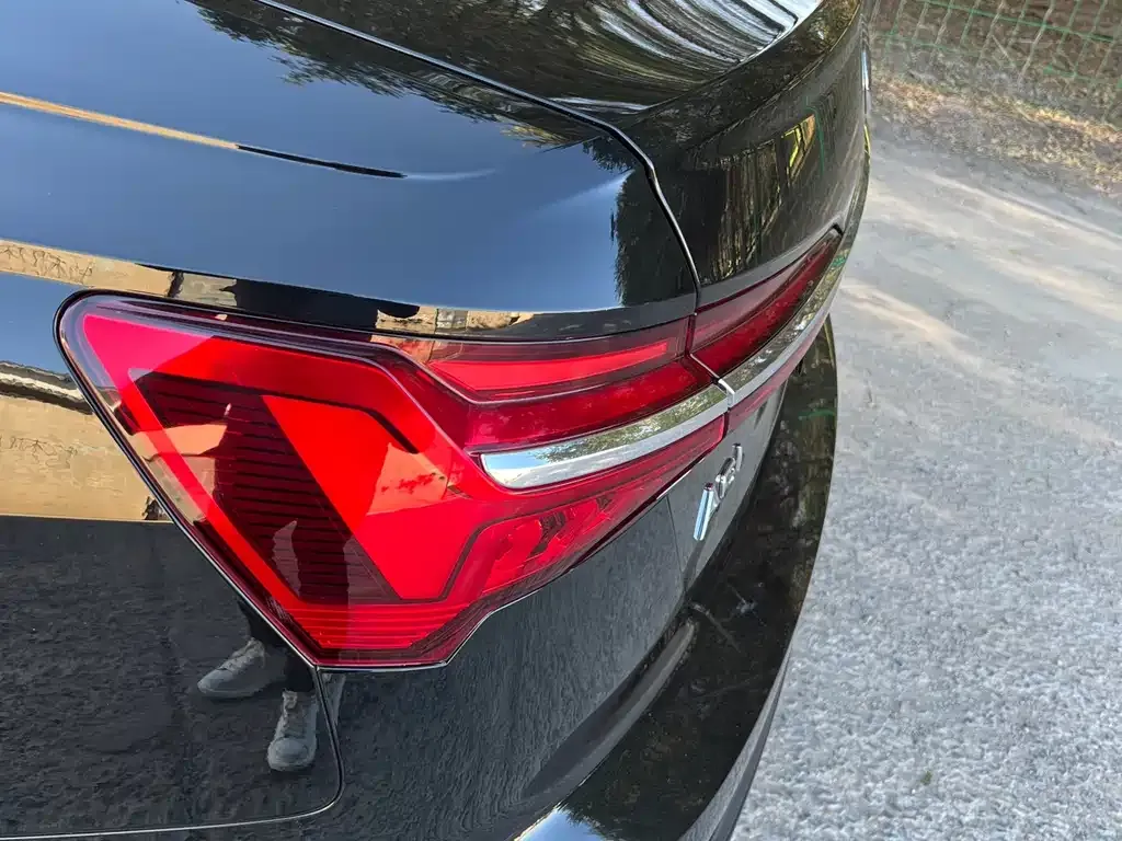 Audi A6L New Energy 2023 из CN, фото 4