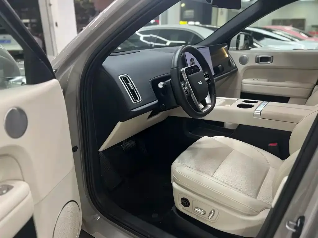 Li Auto L6 2025 из CN, фото 4