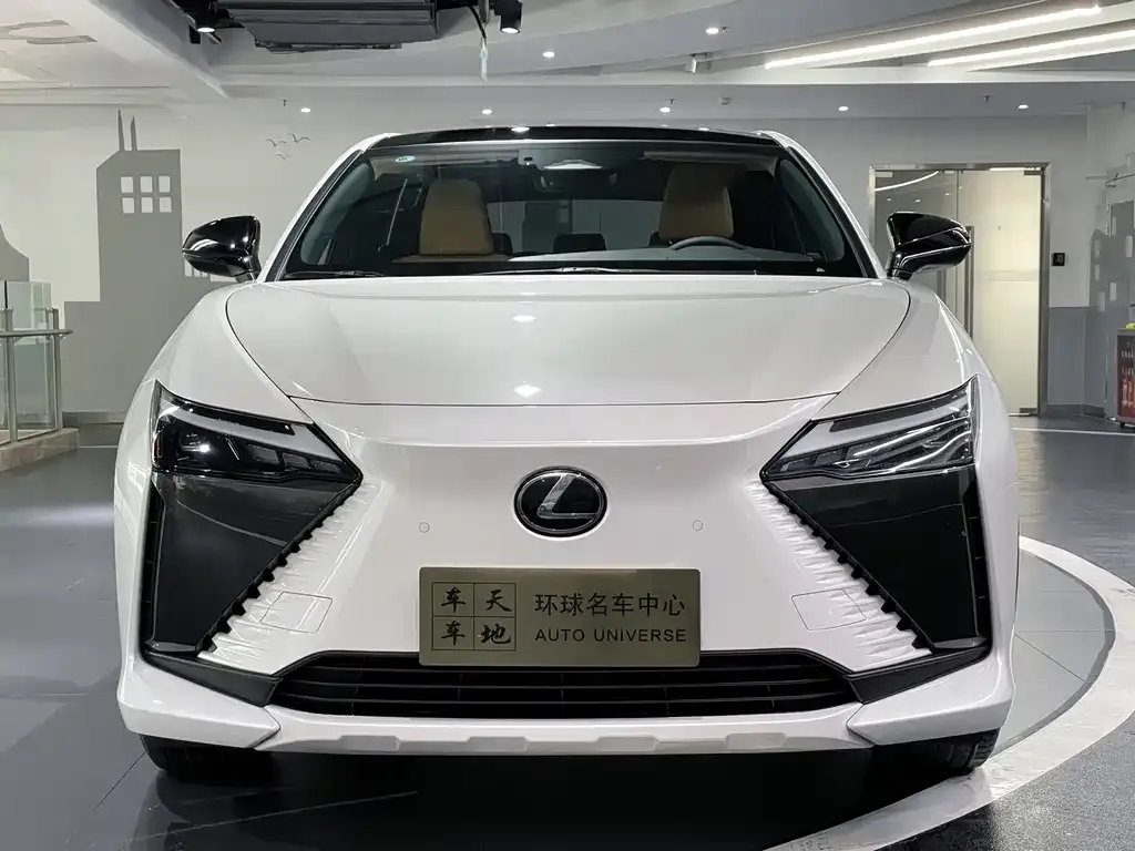 Lexus RZ 2023 из CN, фото 2