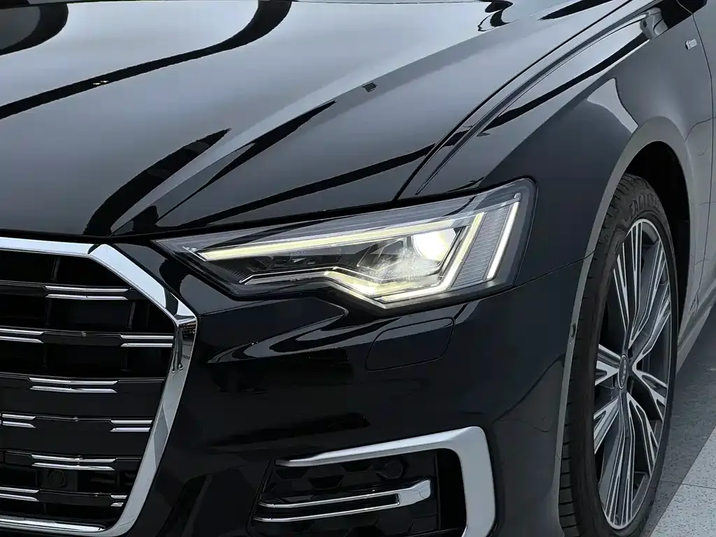 Audi A6L — фото 4