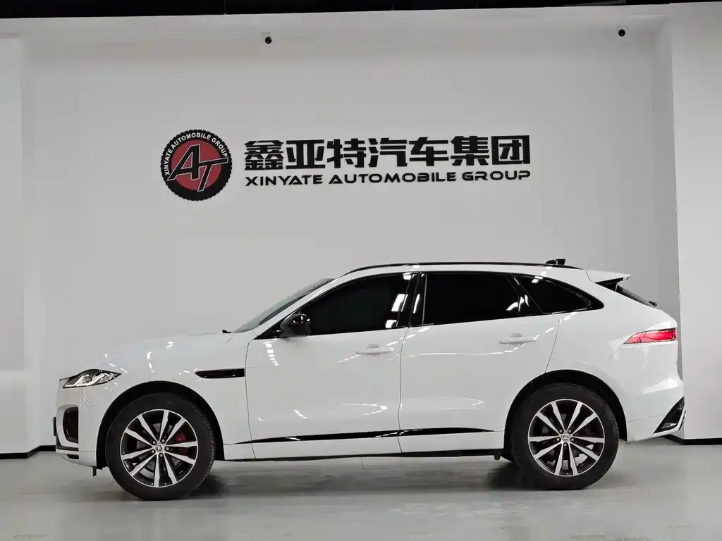 Jaguar F-PACE 2024 из CN, фото 2