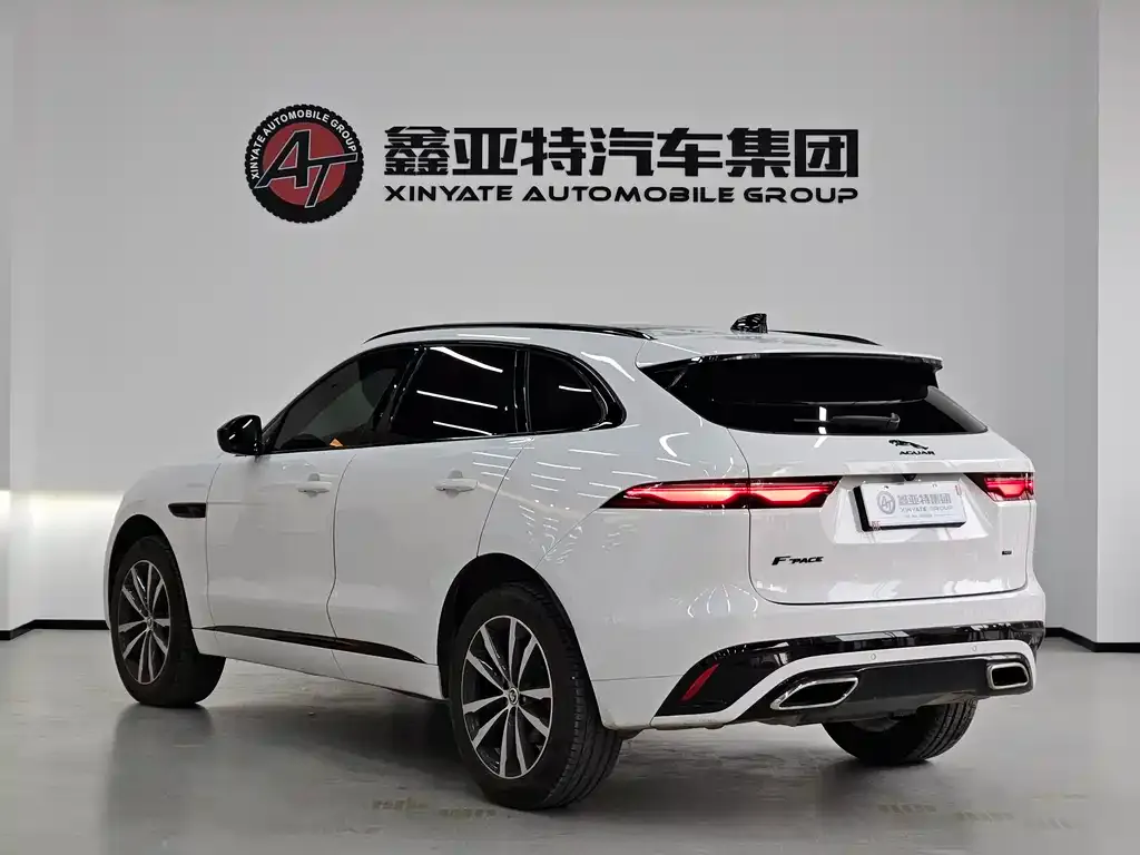 Jaguar F-PACE 2024 из CN, фото 3