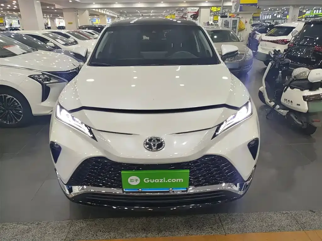 Toyota Venza 2023 из CN, фото 3