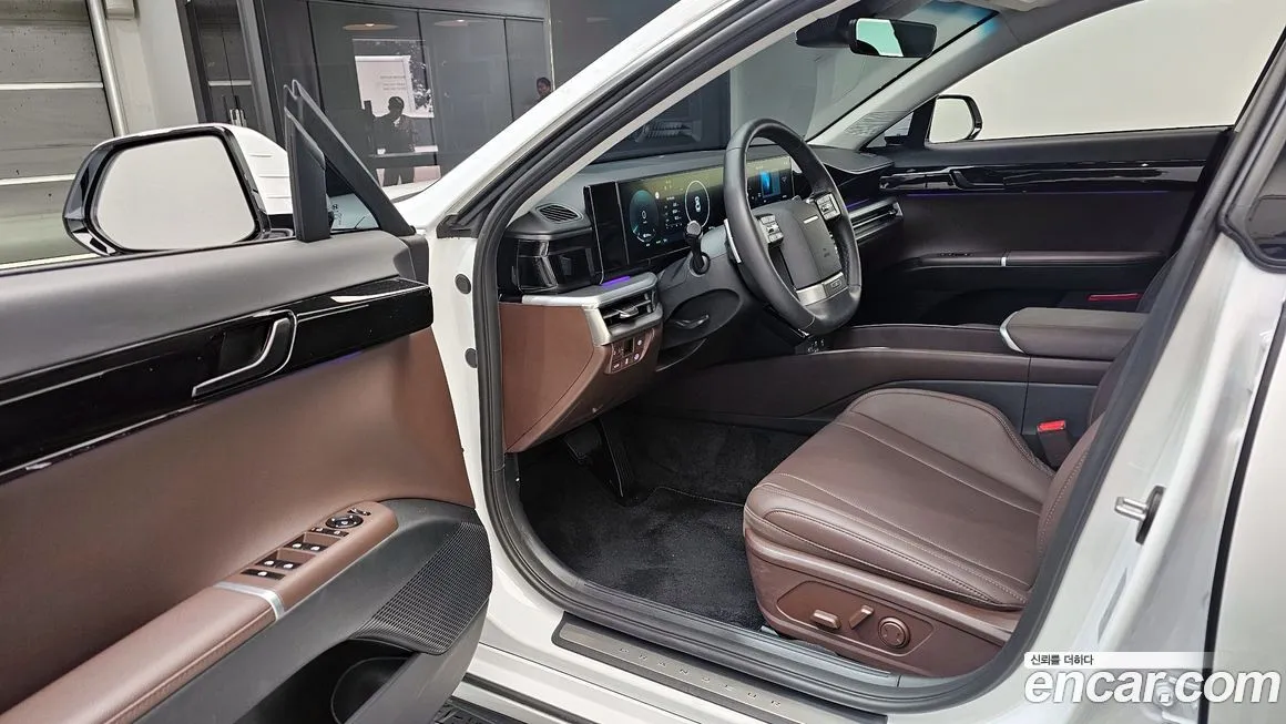 [object Object] Grandeur 2025 из KR, фото 10