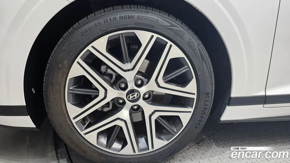 [object Object] Grandeur 2025 из KR, фото 5