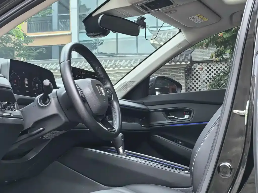Honda Accord 2023 из CN, фото 10