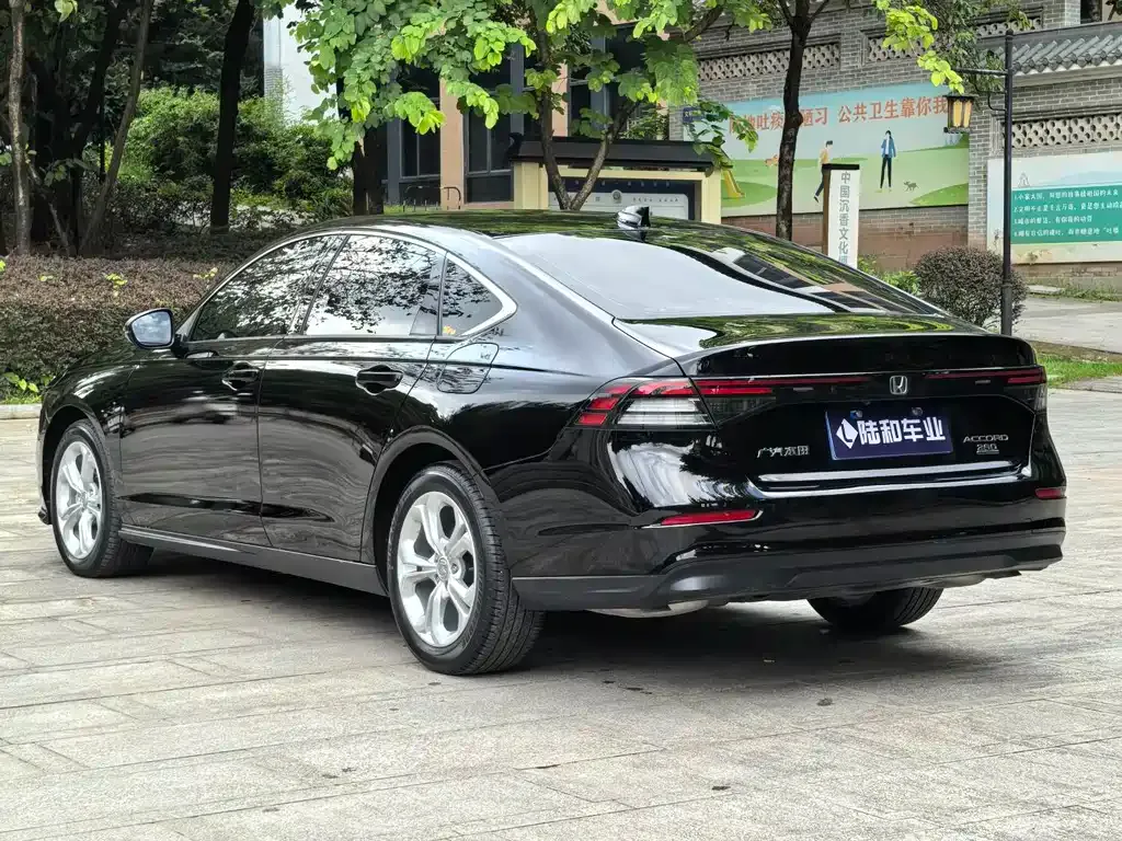Honda Accord 2023 из CN, фото 7