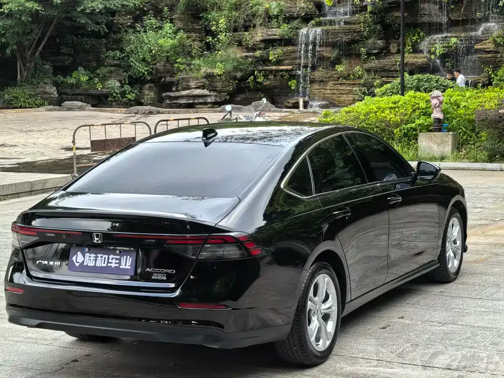 Honda Accord 2023 из CN, фото 9