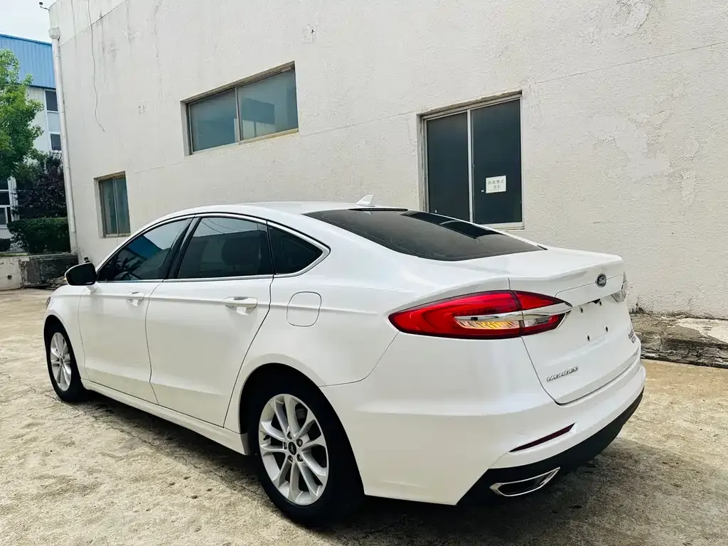 Ford Mondeo 2022 из CN, фото 9