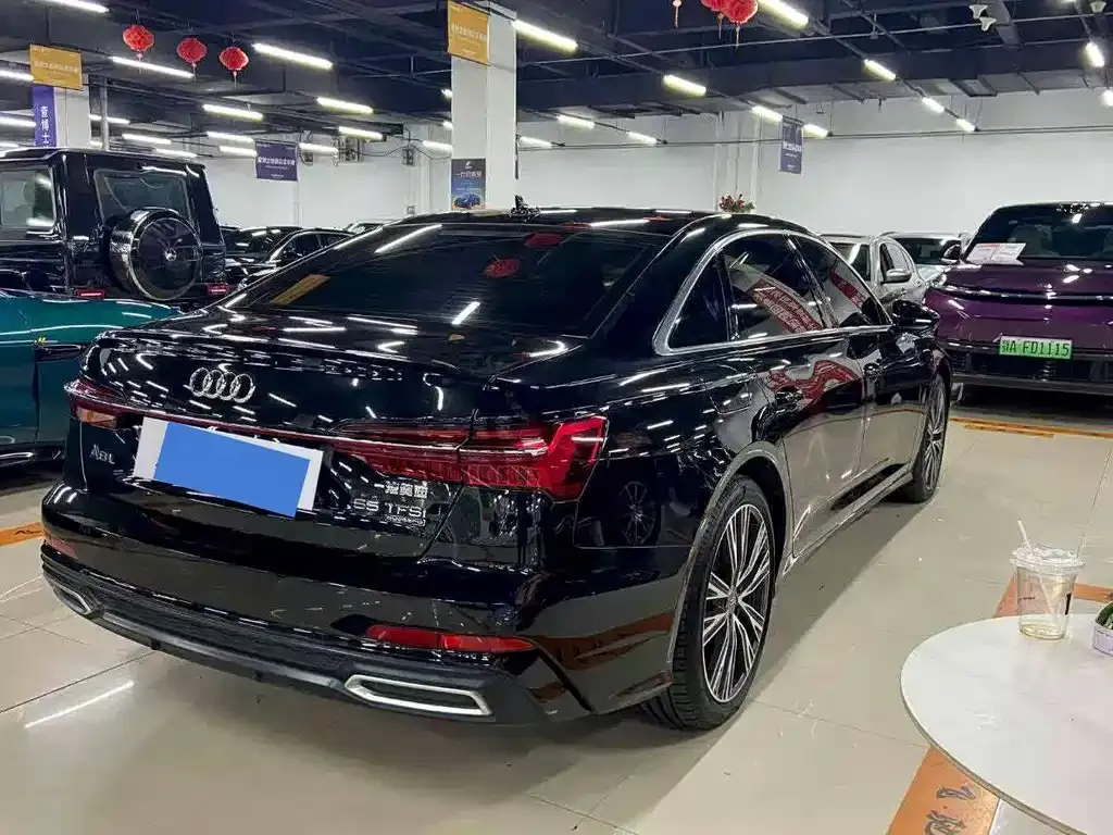 Audi A6L 2021 из CN, фото 8