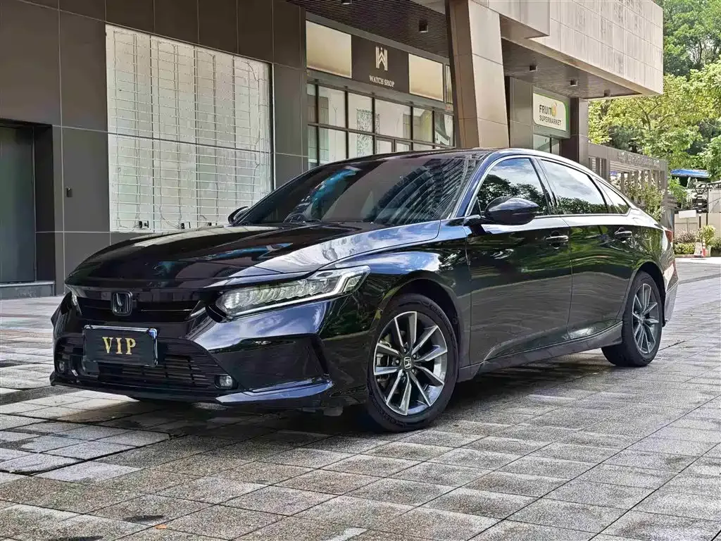 Honda Inspire — фото 1