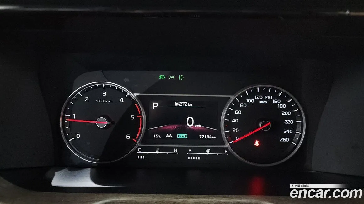 Kia Sorento — фото 8