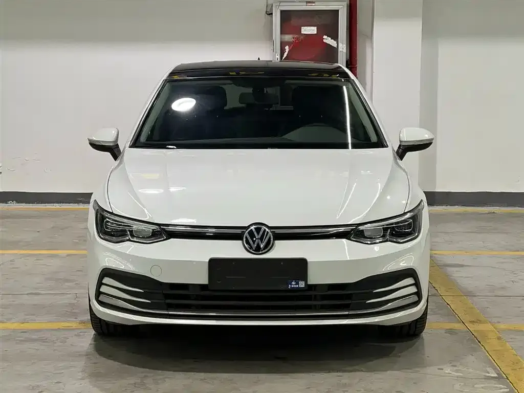 Volkswagen Golf 2022 из CN, фото 2
