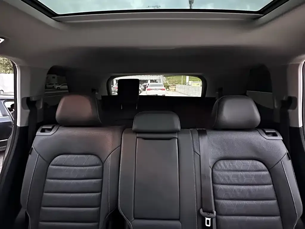 Volkswagen Talagon 2023 из CN, фото 10