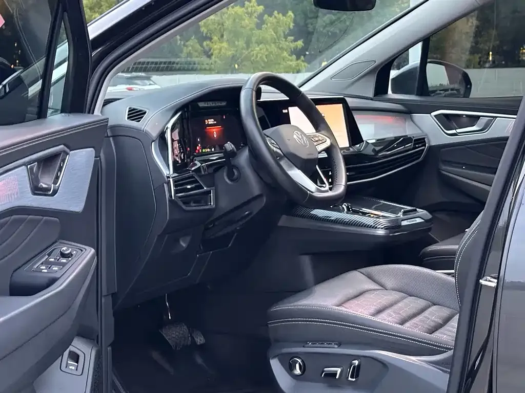 Volkswagen Talagon 2023 из CN, фото 4