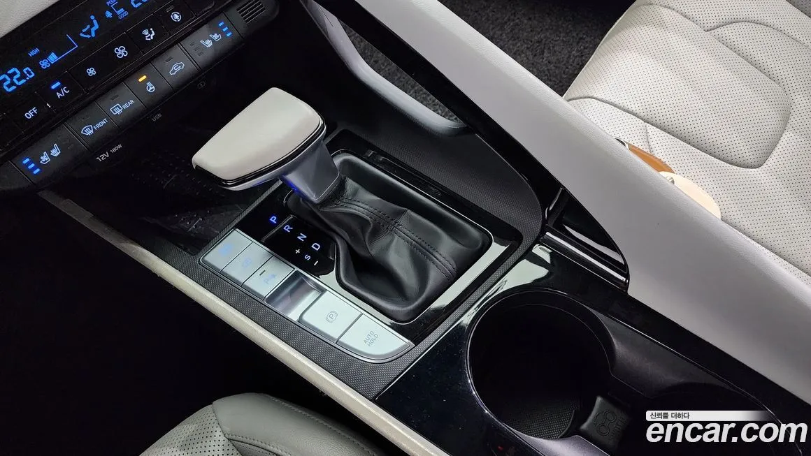 Hyundai AVANTE — фото 9
