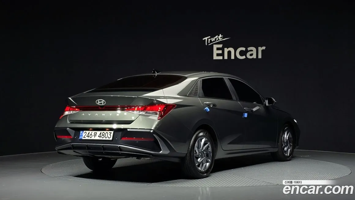 Hyundai AVANTE — фото 2