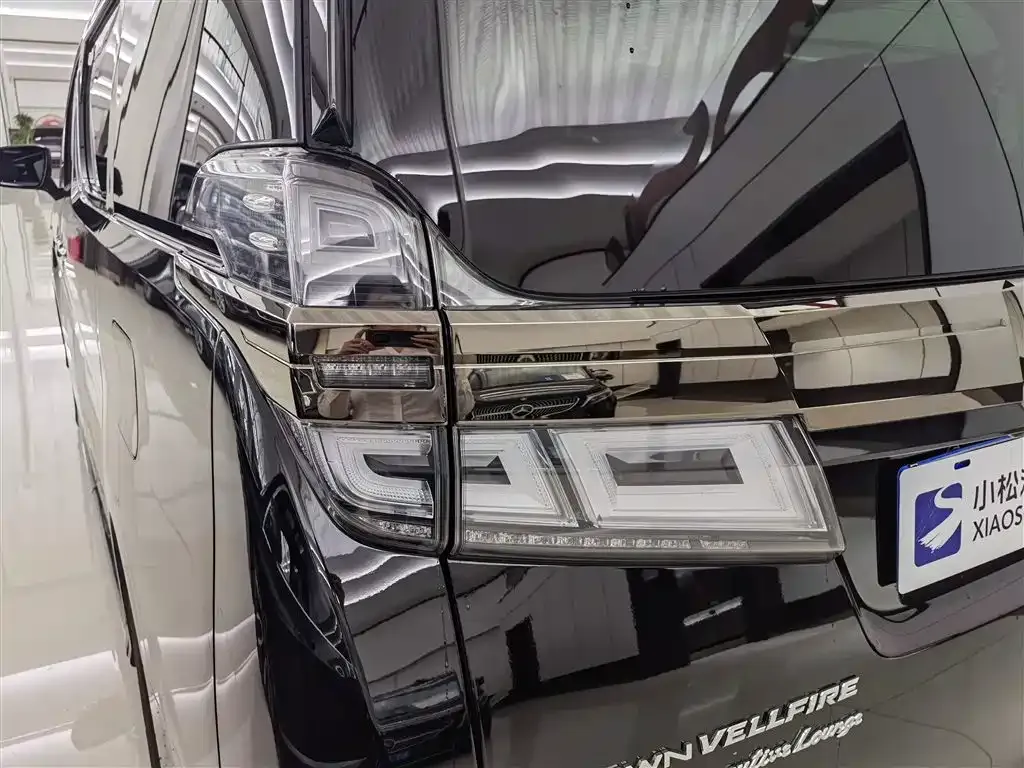 Toyota Vellfire 2023 из CN, фото 6