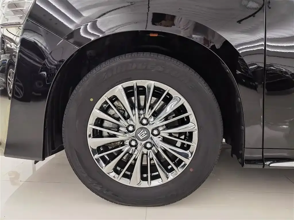 Toyota Vellfire 2023 из CN, фото 7